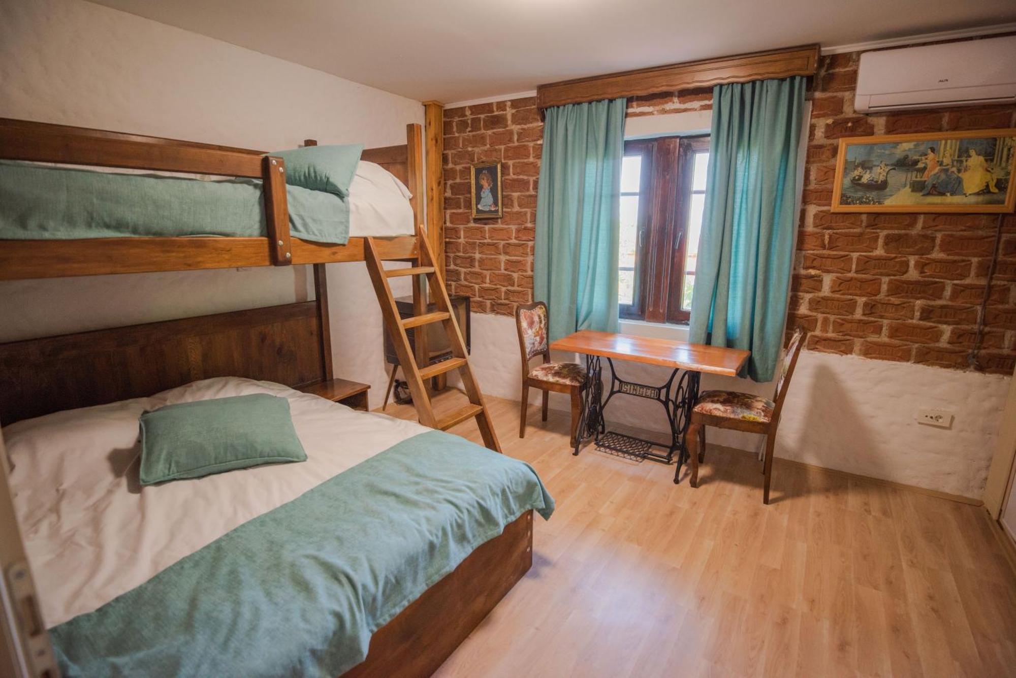 Apartment In Antique Museum Filip Битола Экстерьер фото